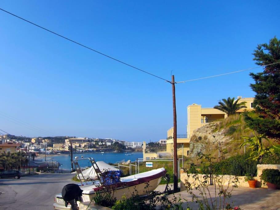 Lenico Beachfront Suites Αγία Πελαγία  Εξωτερικό φωτογραφία