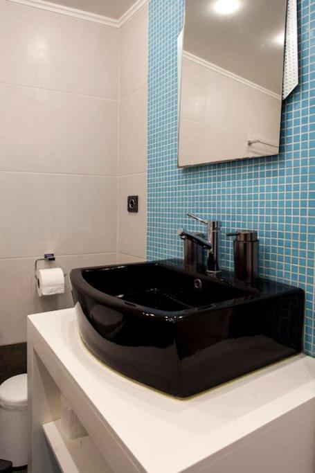 Lenico Beachfront Suites Αγία Πελαγία  Εξωτερικό φωτογραφία