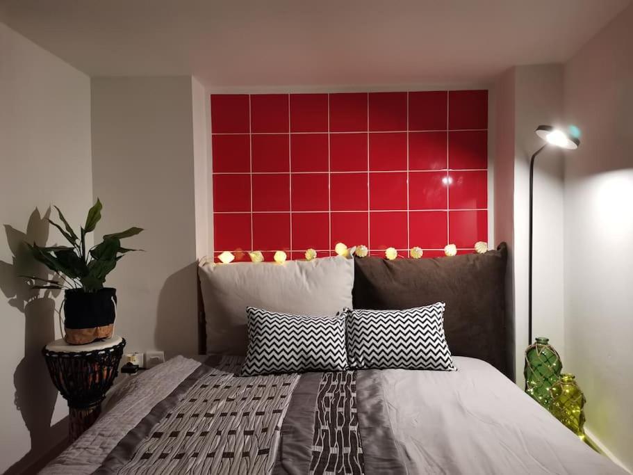 Lenico Beachfront Suites Αγία Πελαγία  Εξωτερικό φωτογραφία