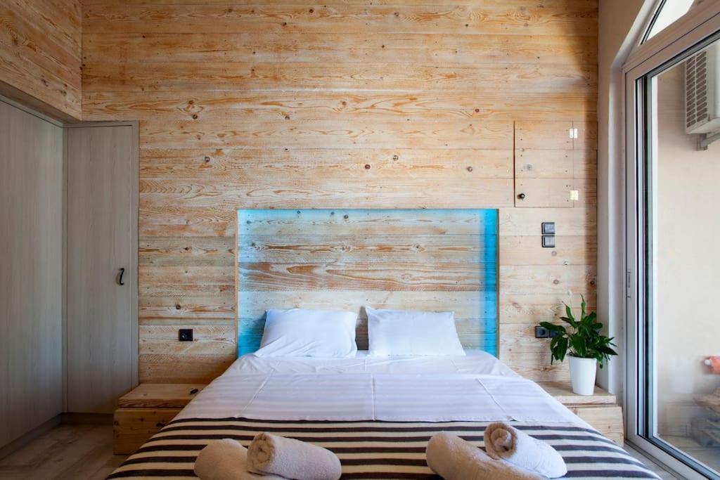 Lenico Beachfront Suites Αγία Πελαγία  Εξωτερικό φωτογραφία
